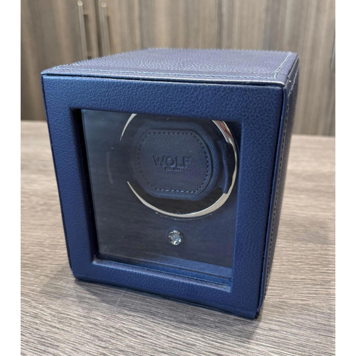 Wolf Cub Single Watch Winder With Cover In Navy Blue Color, 461117